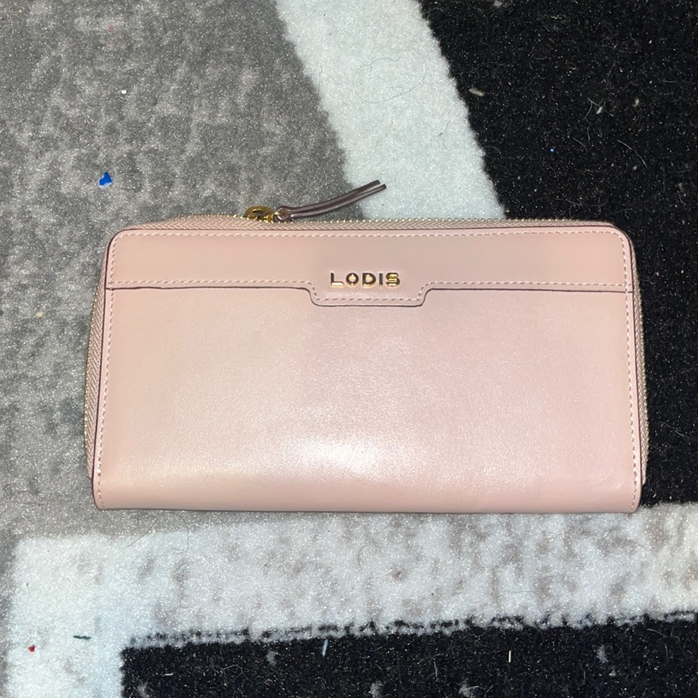 Never worn wallet. Blush pink